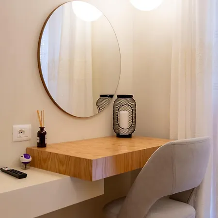 Elpis Penzion Himarë