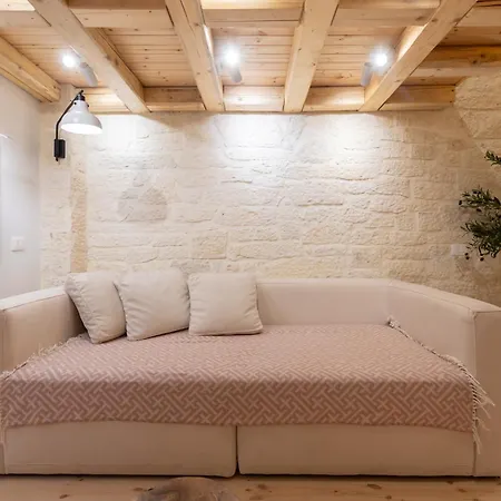 Guest house Elpis Himare