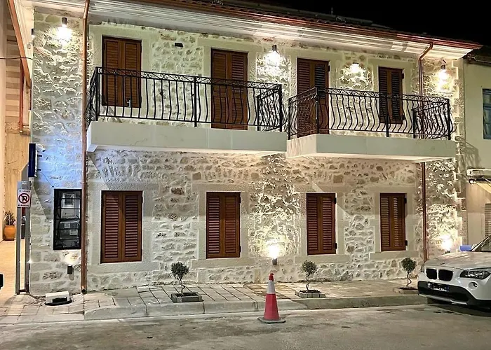 Guest house Elpis 4*