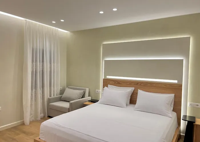 Elpis 4* Himare